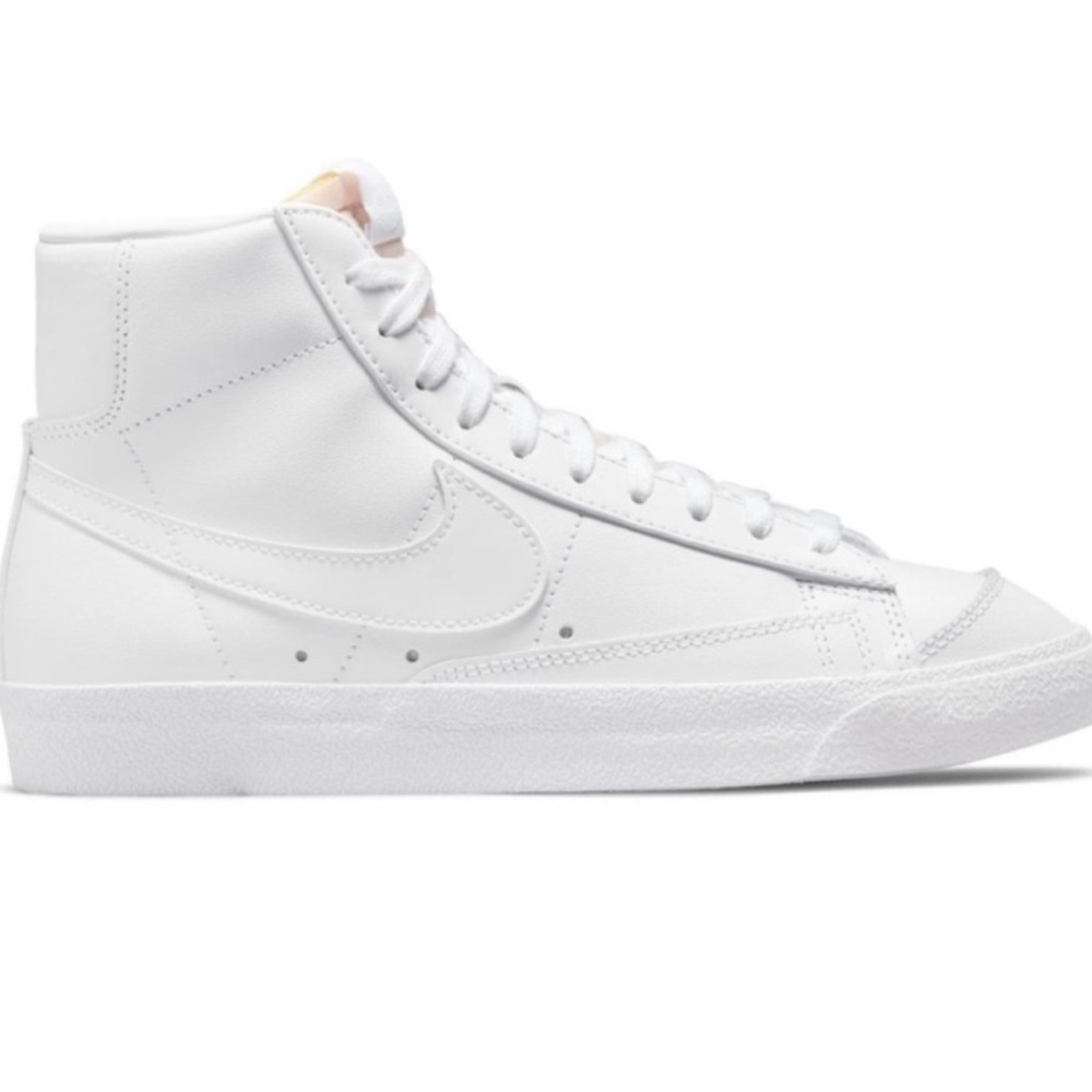 Nike Blazer Mid 77 All White Sneakers